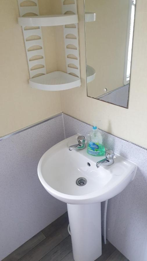 Holiday Home In Lyons Robin Hood Holiday Park Meliden Екстер'єр фото