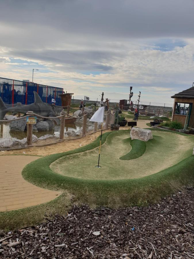 Holiday Home In Lyons Robin Hood Holiday Park Meliden Екстер'єр фото
