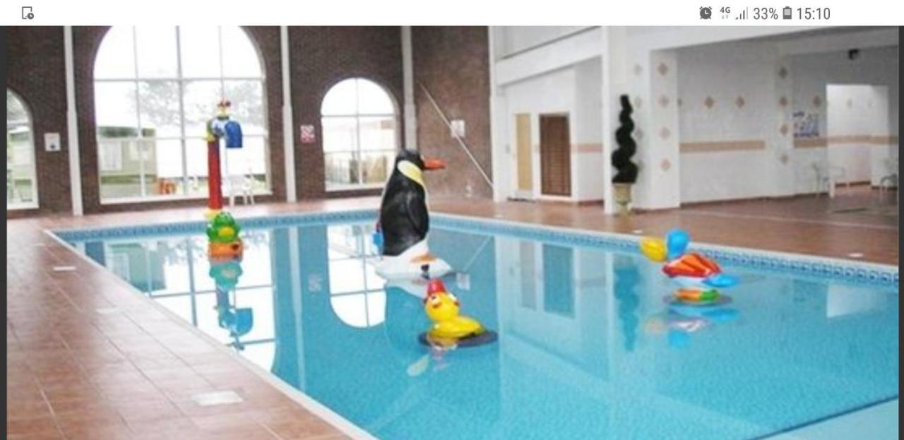 Holiday Home In Lyons Robin Hood Holiday Park Meliden Екстер'єр фото